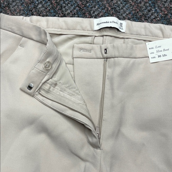 Abercrombie & Fitch Women’s Low Rise Slim Boot Fit Trousers 30/10s NWT - Picture 4 of 14
